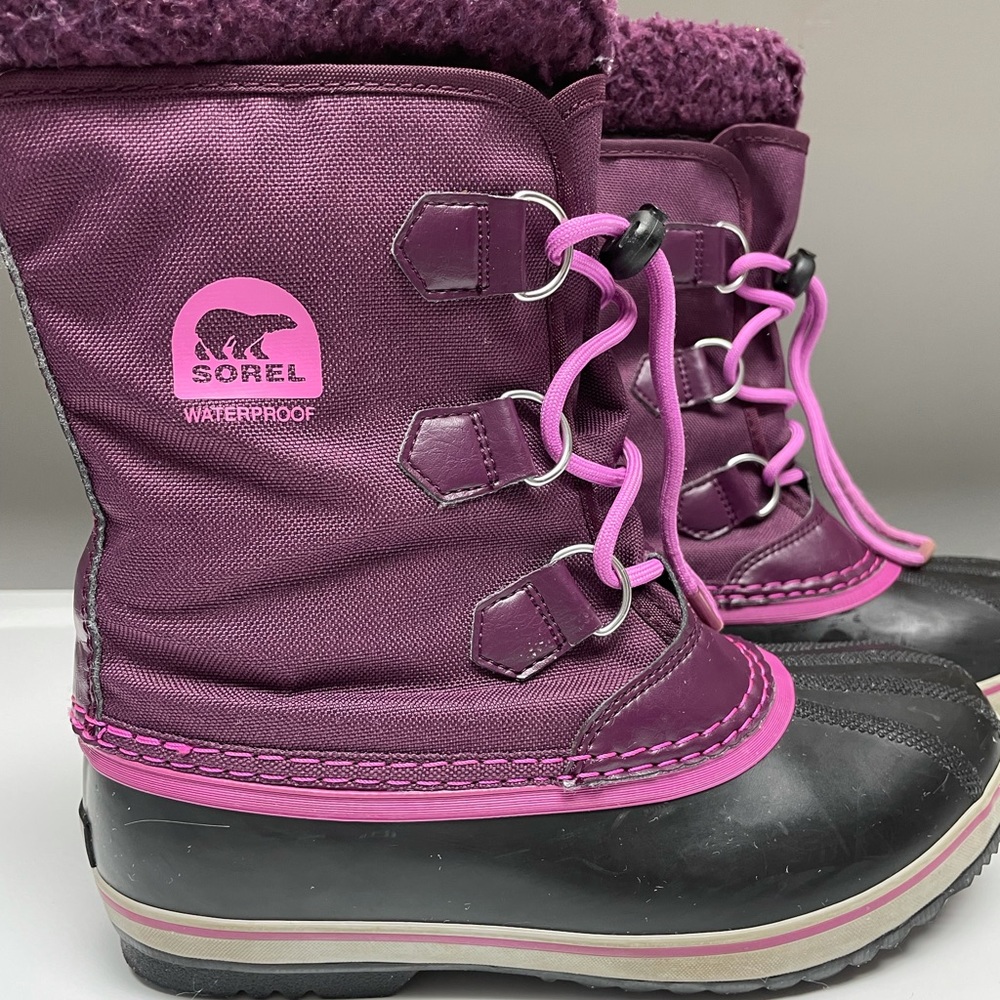 Sorel Yoot Pac Snow Boot Big Kids Size 6
